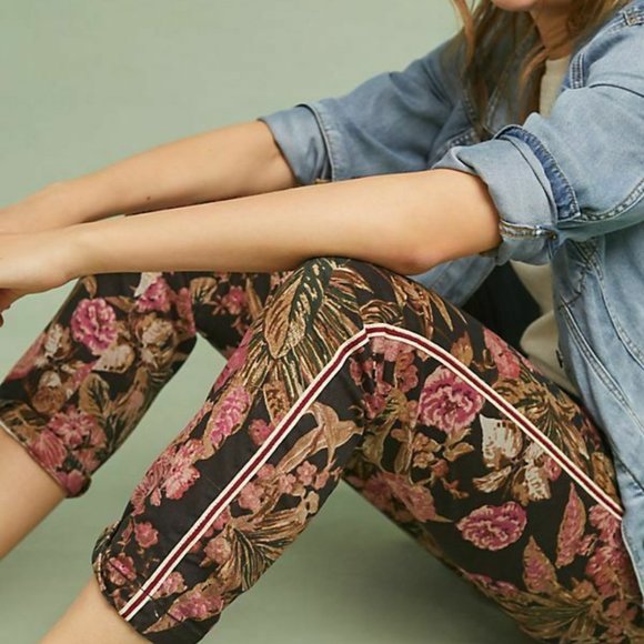 Anthropologie Denim - ☀️Chino Anthropologie Floral Side Stripe Jeans